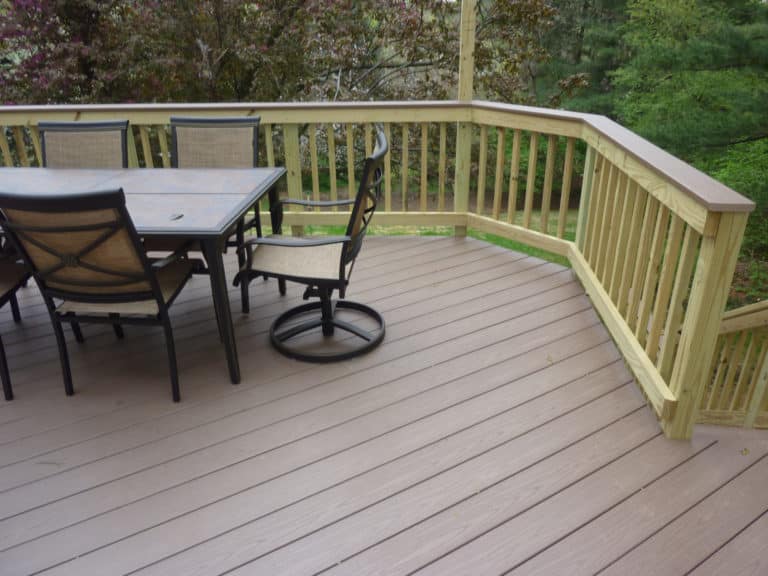 deck builder for Decking Installation Service