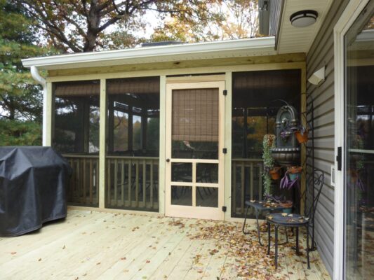 porch - Evergreen Fence & Deck