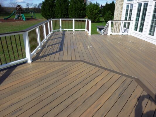 Decks - Evergreen Fence & Deck