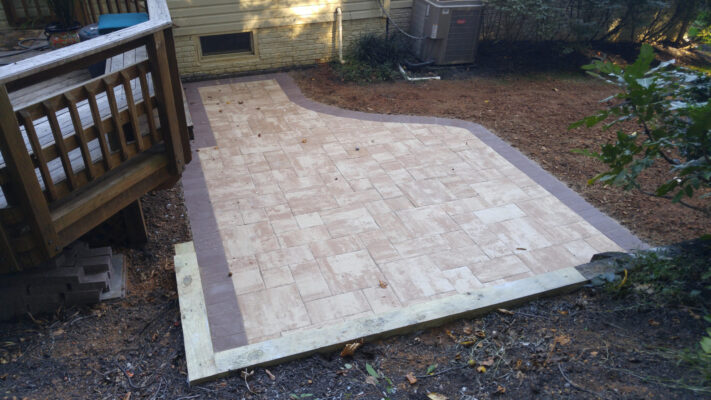 Patio - Evergreen Fence & Deck
