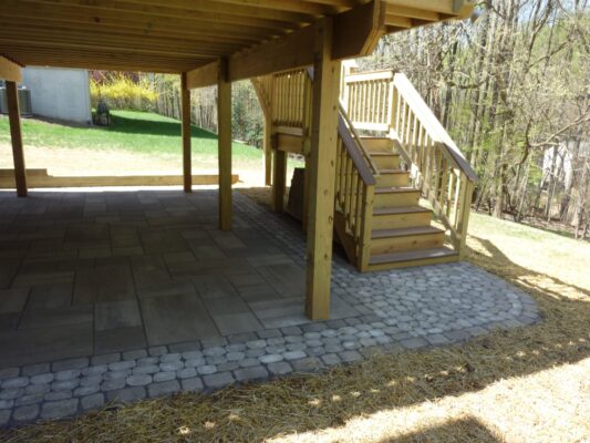 Patio - Evergreen Fence & Deck