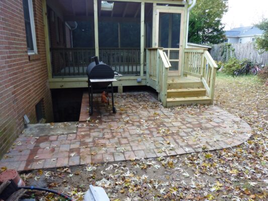 Patio - Evergreen Fence & Deck
