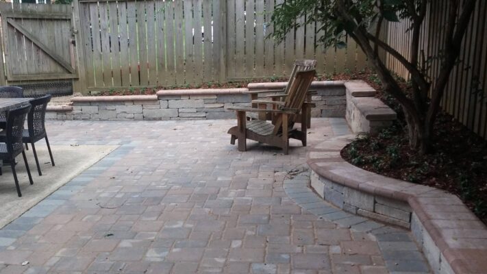 Patio - Evergreen Fence & Deck