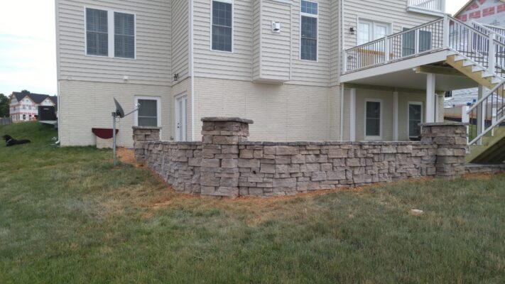 Patio - Evergreen Fence & Deck