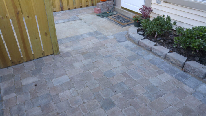 Patio - Evergreen Fence & Deck