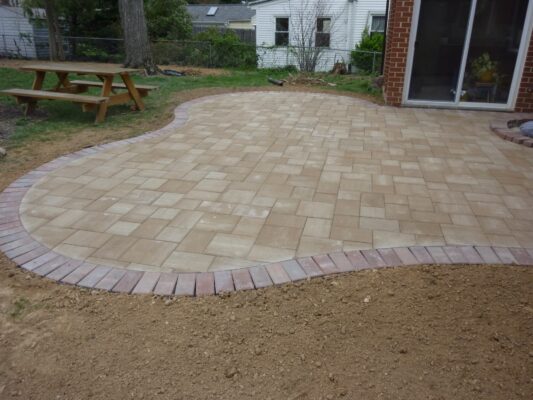 Patio - Evergreen Fence & Deck