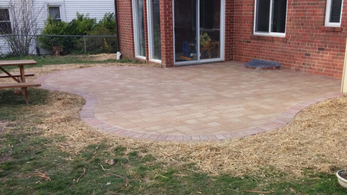 Patio - Evergreen Fence & Deck